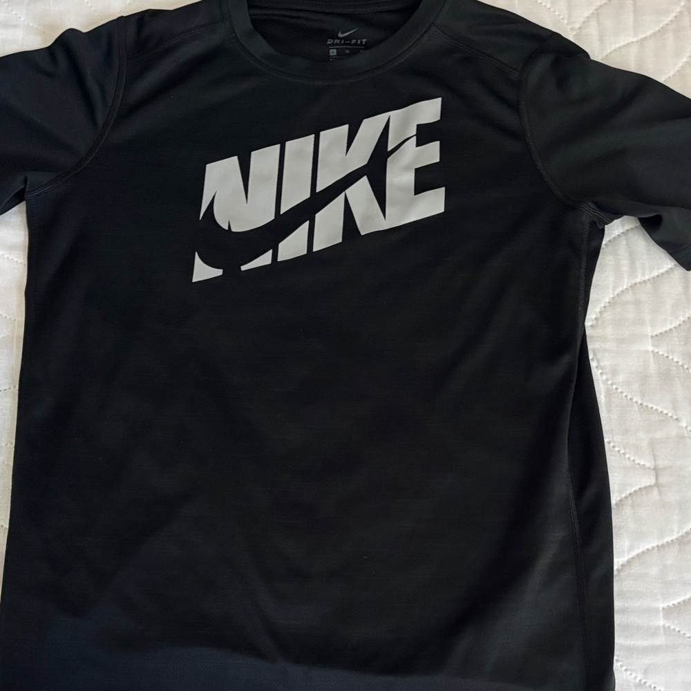 Nike Black Short Sleeve Tee with Logo - Kids